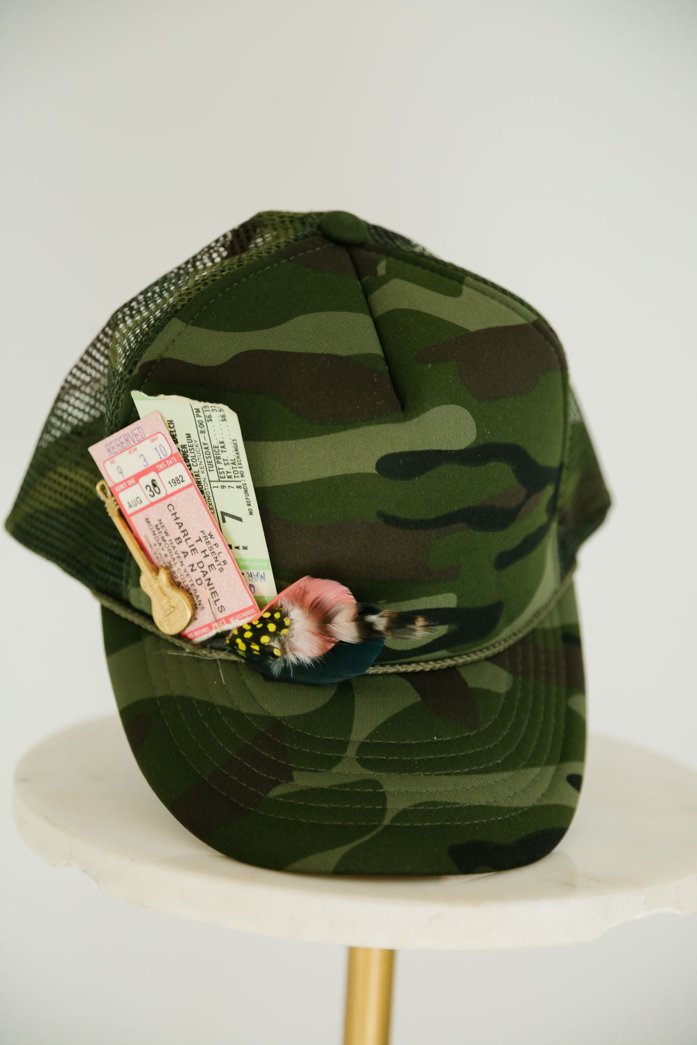 Camo mesh fashion hat