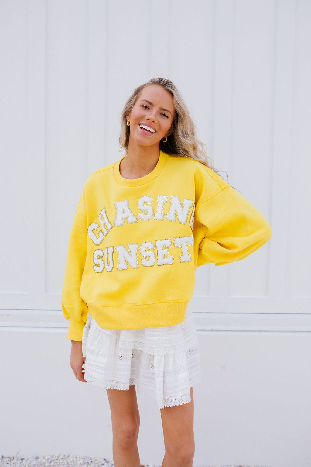 CHASING SUNSETS YELLOW PULLOVER Judith March