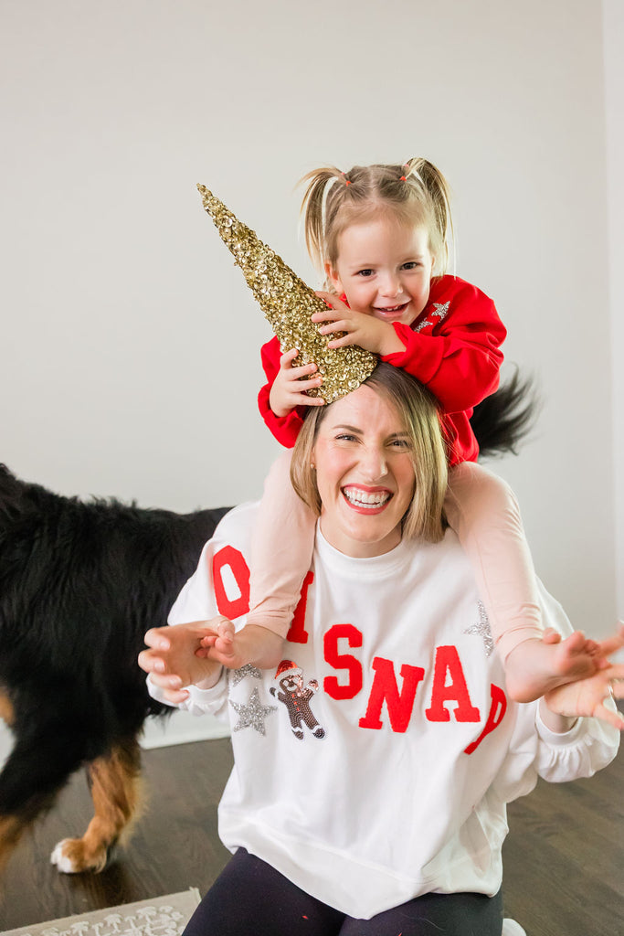 OH SNAP GINGERBREAD WHITE PULLOVER PULLOVER Judith March   