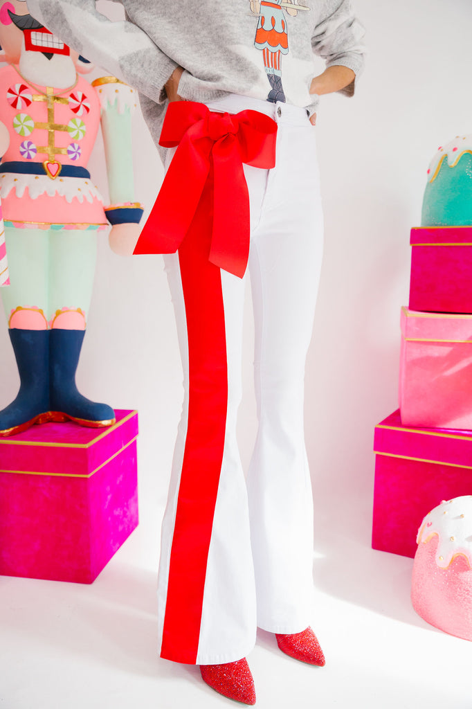 HOLIDAY SEASON WHITE FLARES FLARES Judith March   