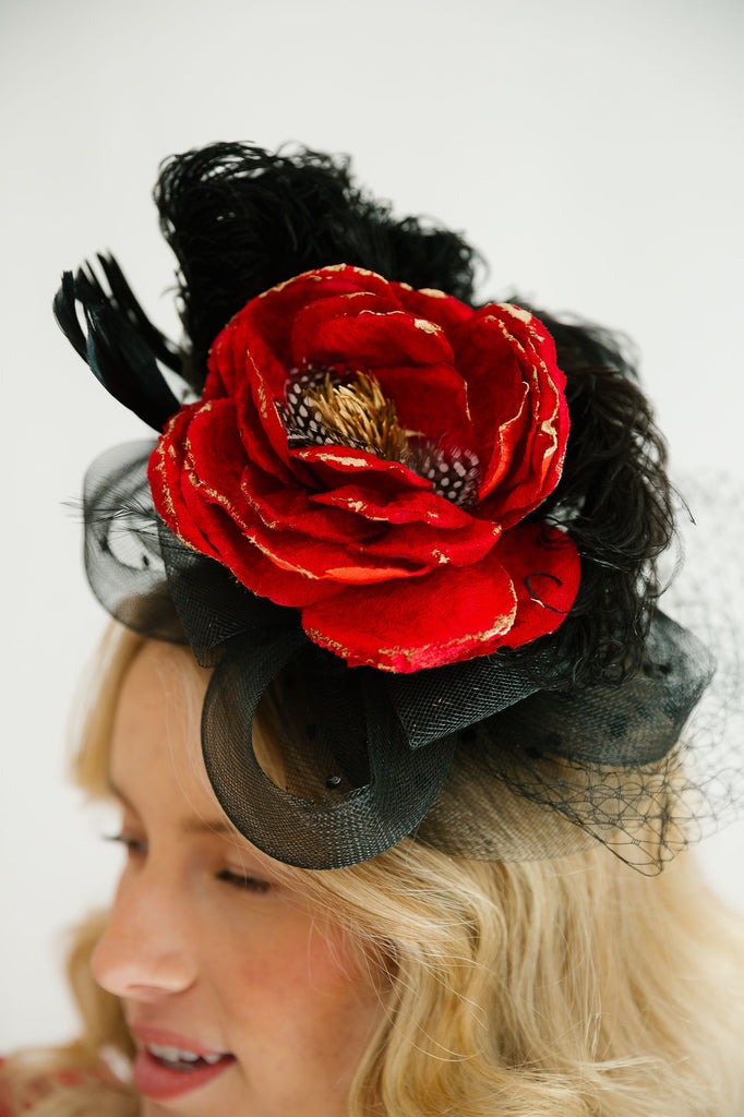 RACING ROSE FASCINATOR FASCINATOR Judith March