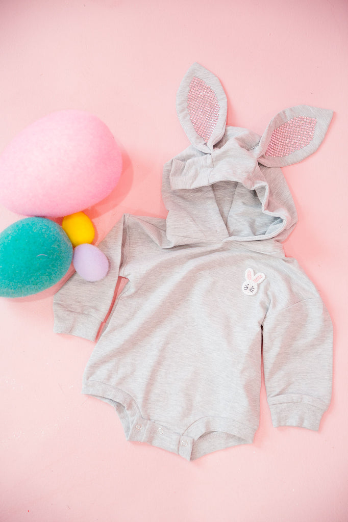 MINI KIDS GREY BUNNY ONESIE ONESIE Judith March