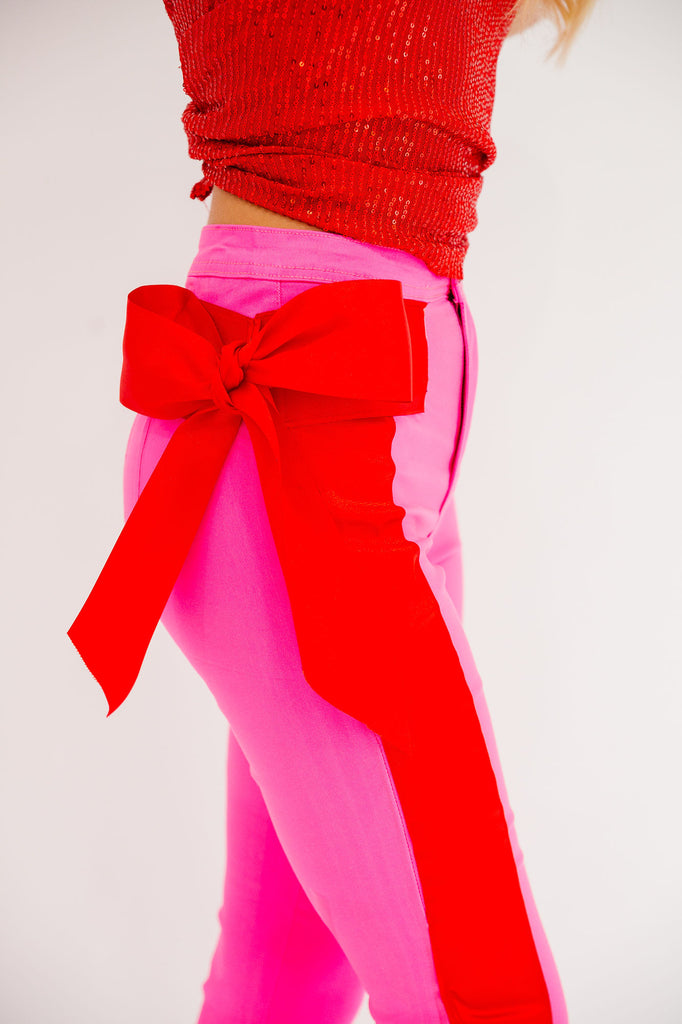 HOLIDAY SEASON PINK FLARES FLARES Judith March   