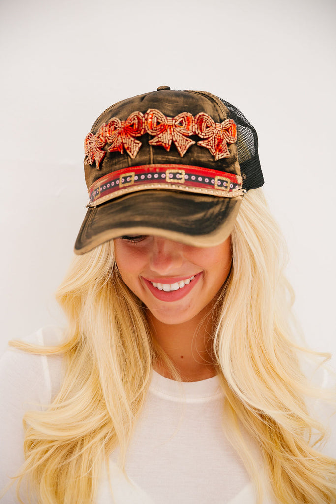 BOW SEASON TRUCKER HAT HAT Judith March   