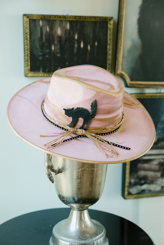 BLACK CAT CROSSING RANCHER HAT HAT Judith March   