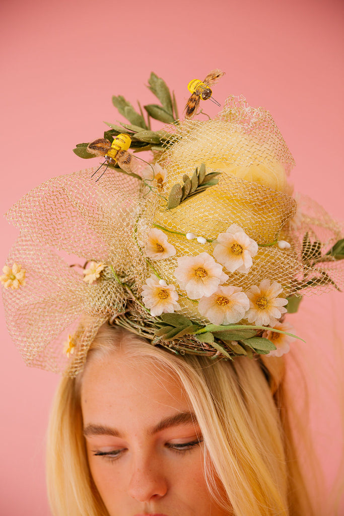 QUEEN BEE FASCINATOR FASCINATOR Judith March