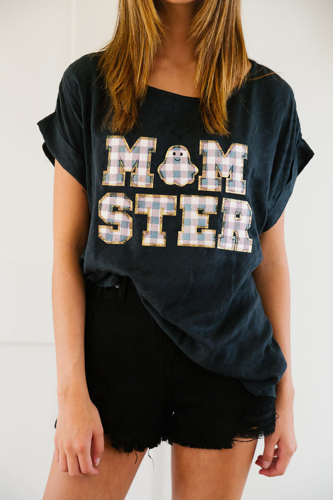 MOMSTER BLACK RELAXED TEE* TOP Judith March