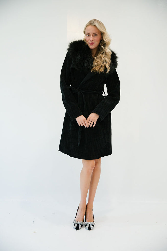 ONYX BLACK COAT WITH FUR Coats & Jackets Judith March   