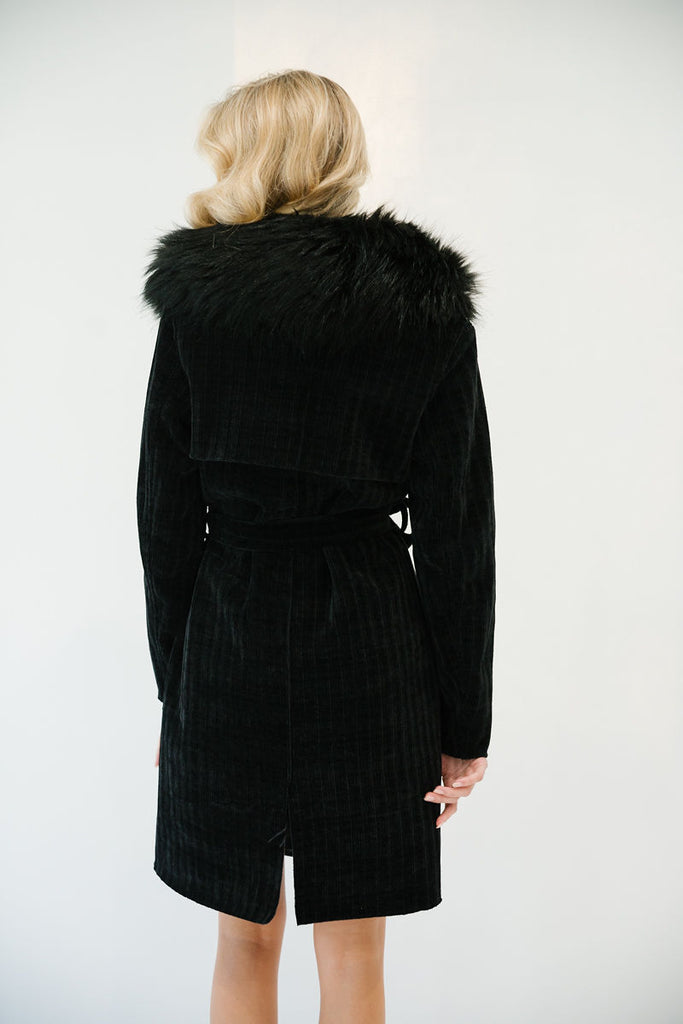 ONYX BLACK COAT WITH FUR Coats & Jackets Judith March   