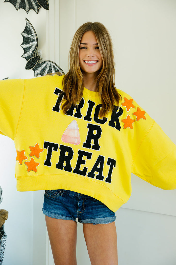 TRICK OR TREAT YELLOW PULLOVER PULLOVER Judith March   