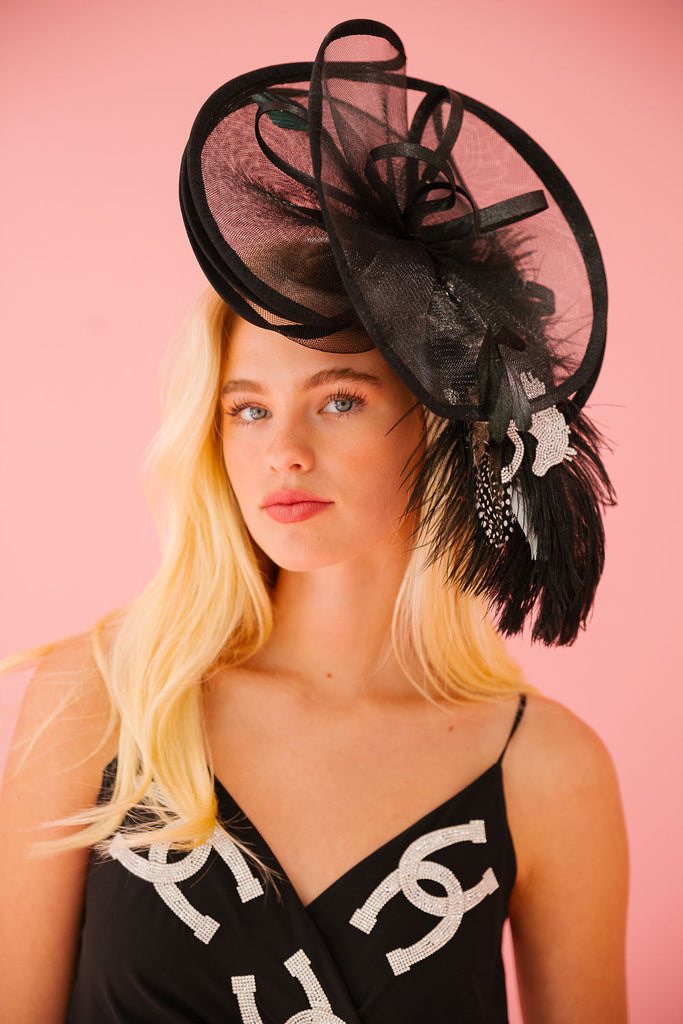 SADDLE UP FASCINATOR FASCINATOR Judith March