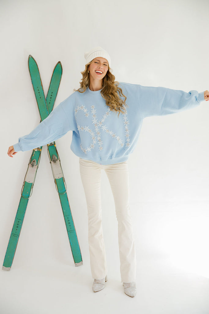 SKI FLORAL BLUE PULLOVER PULLOVER Judith March   